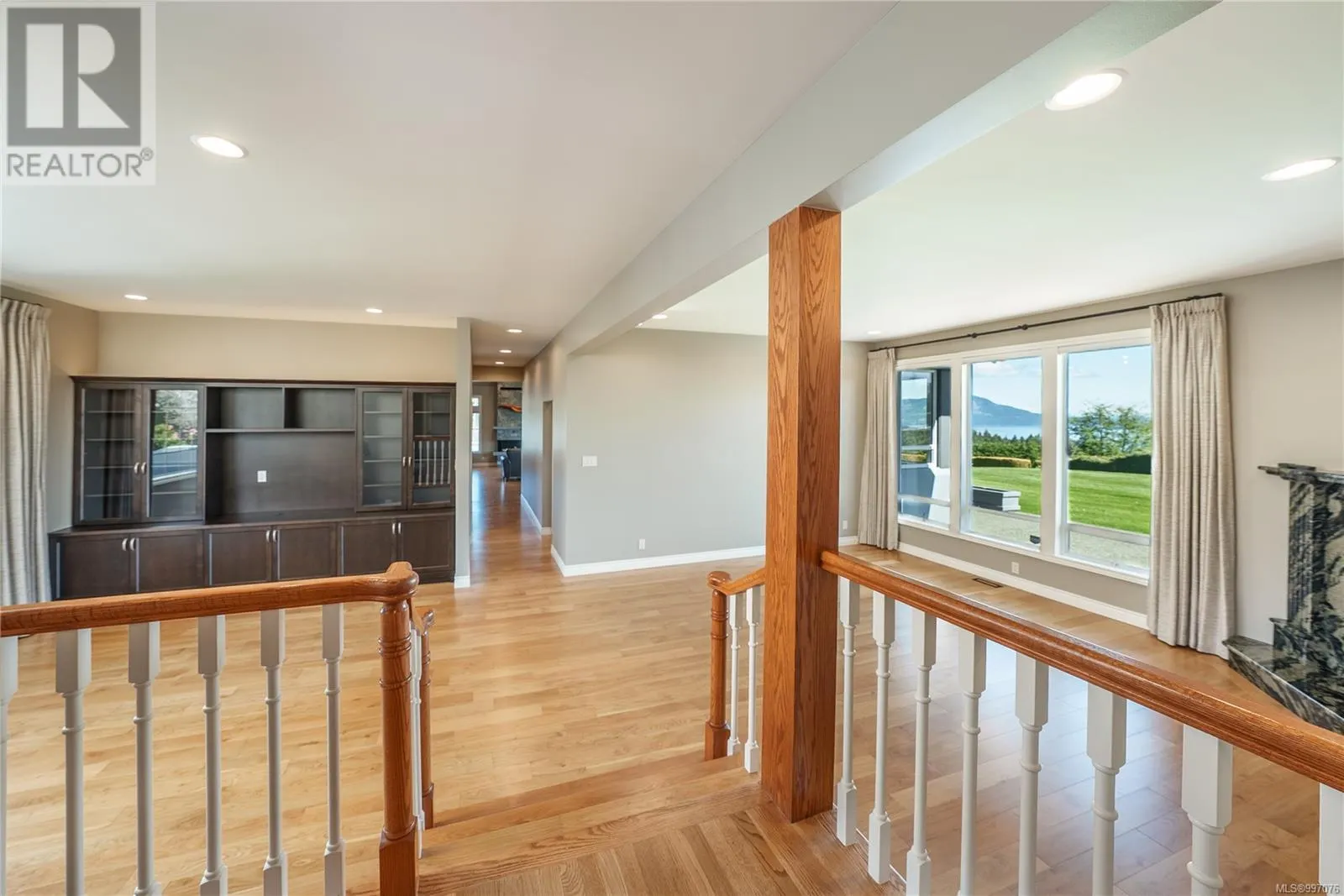 2321 Boulding Rd