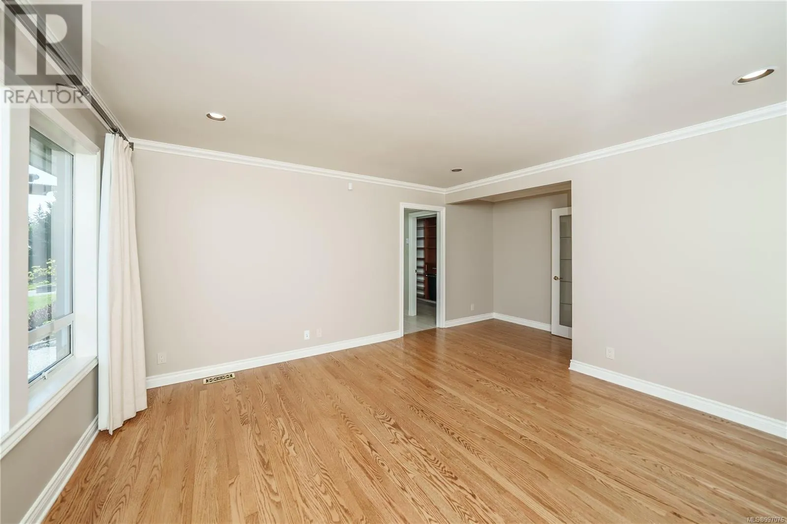 2321 Boulding Rd