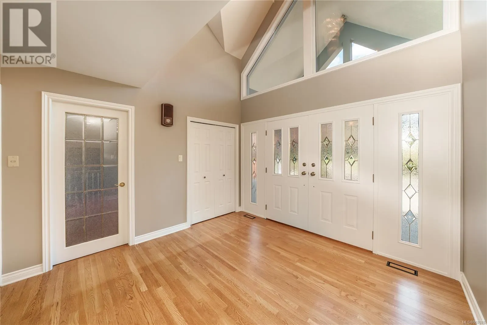 2321 Boulding Rd