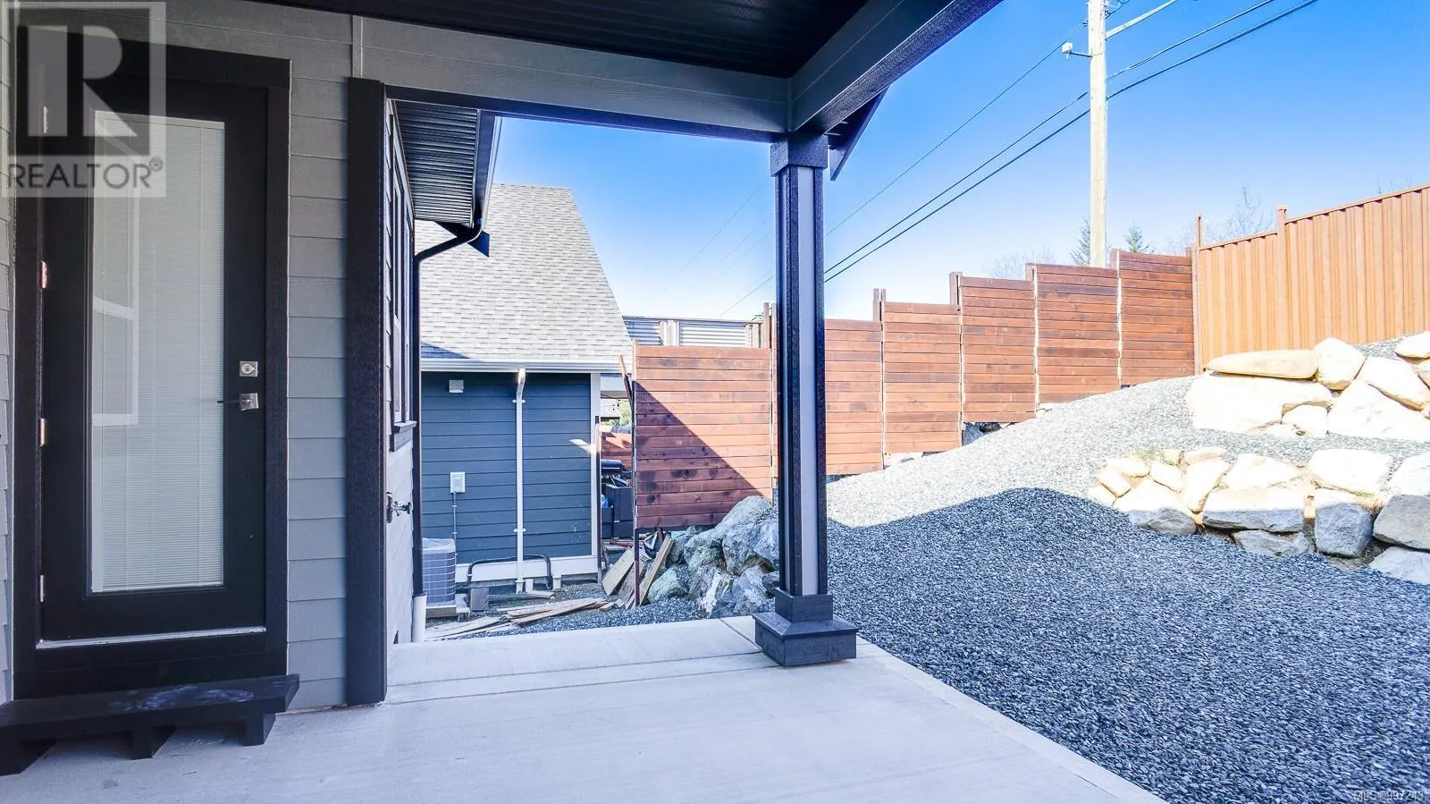 3207 Fernwood Lane