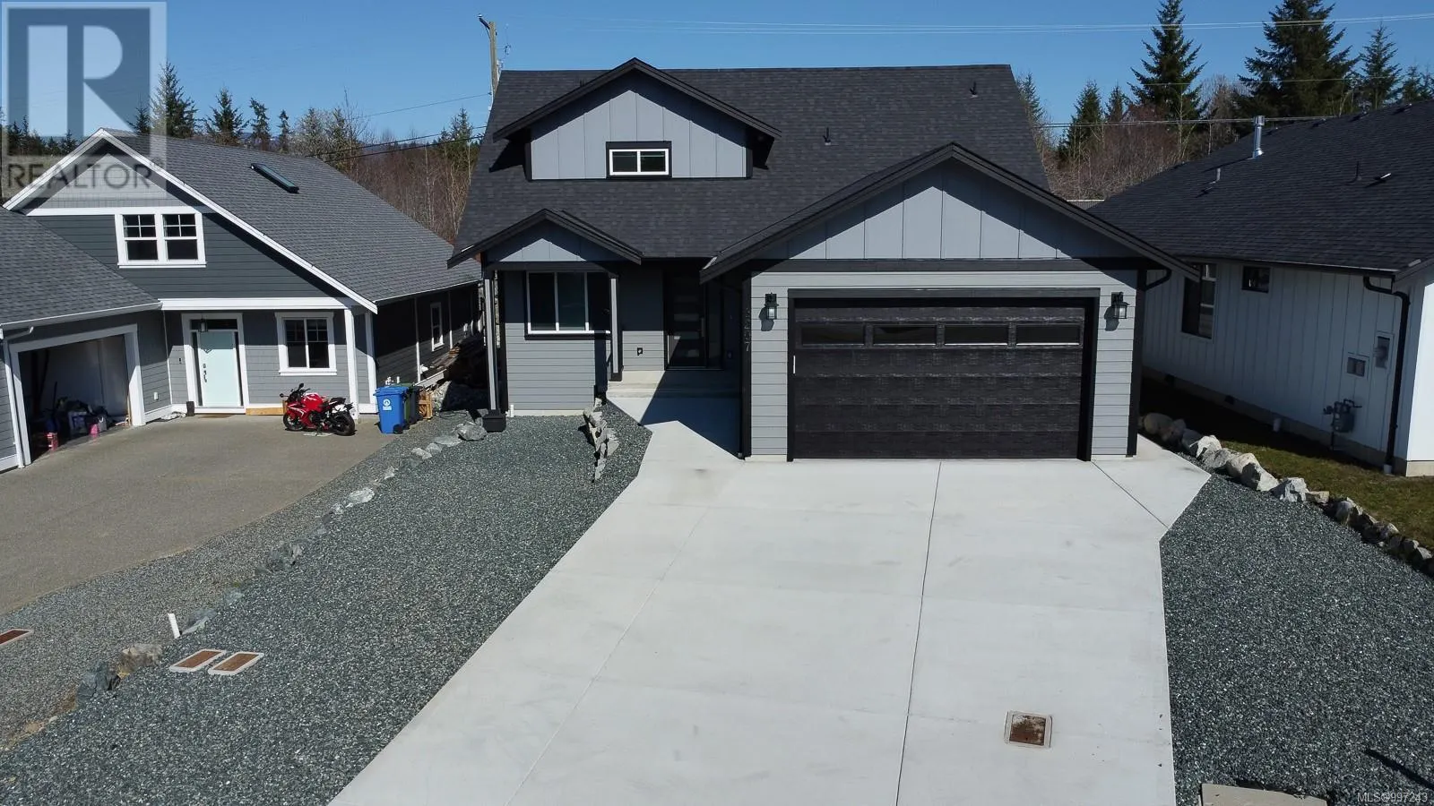 3207 Fernwood Lane