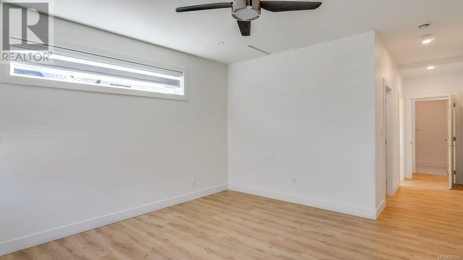 3207 Fernwood Lane