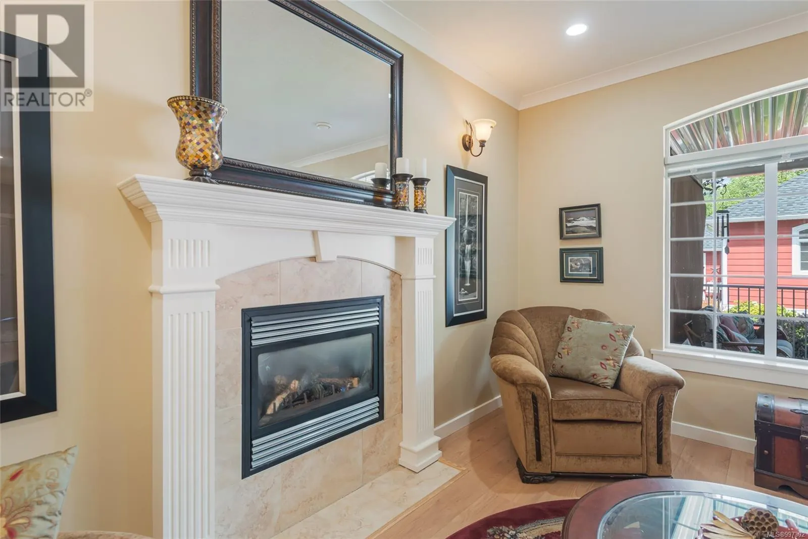 5570 Woodland Cres