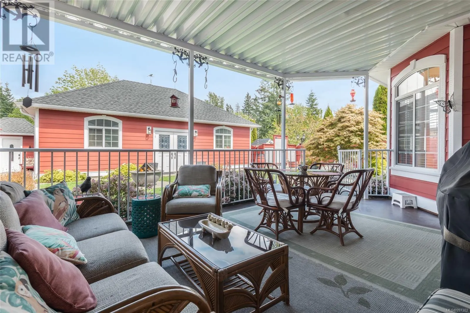 5570 Woodland Cres