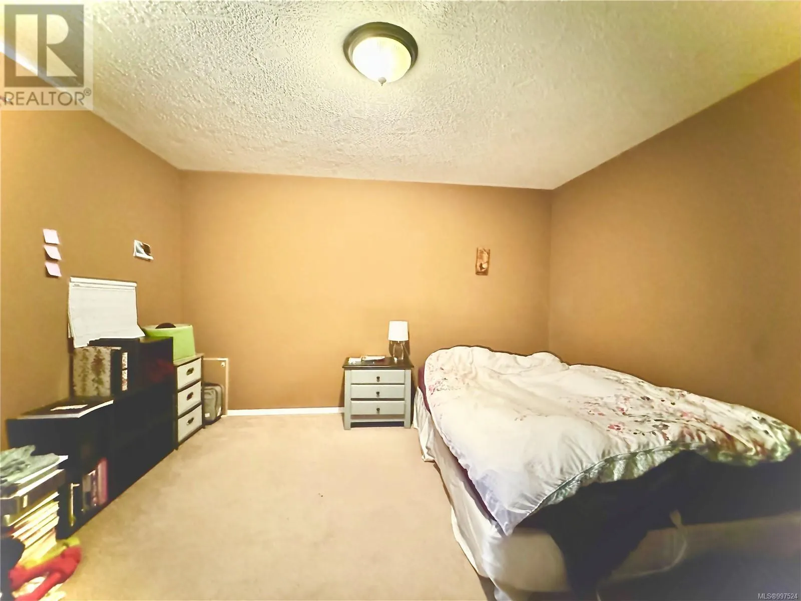5287 Crestview Dr