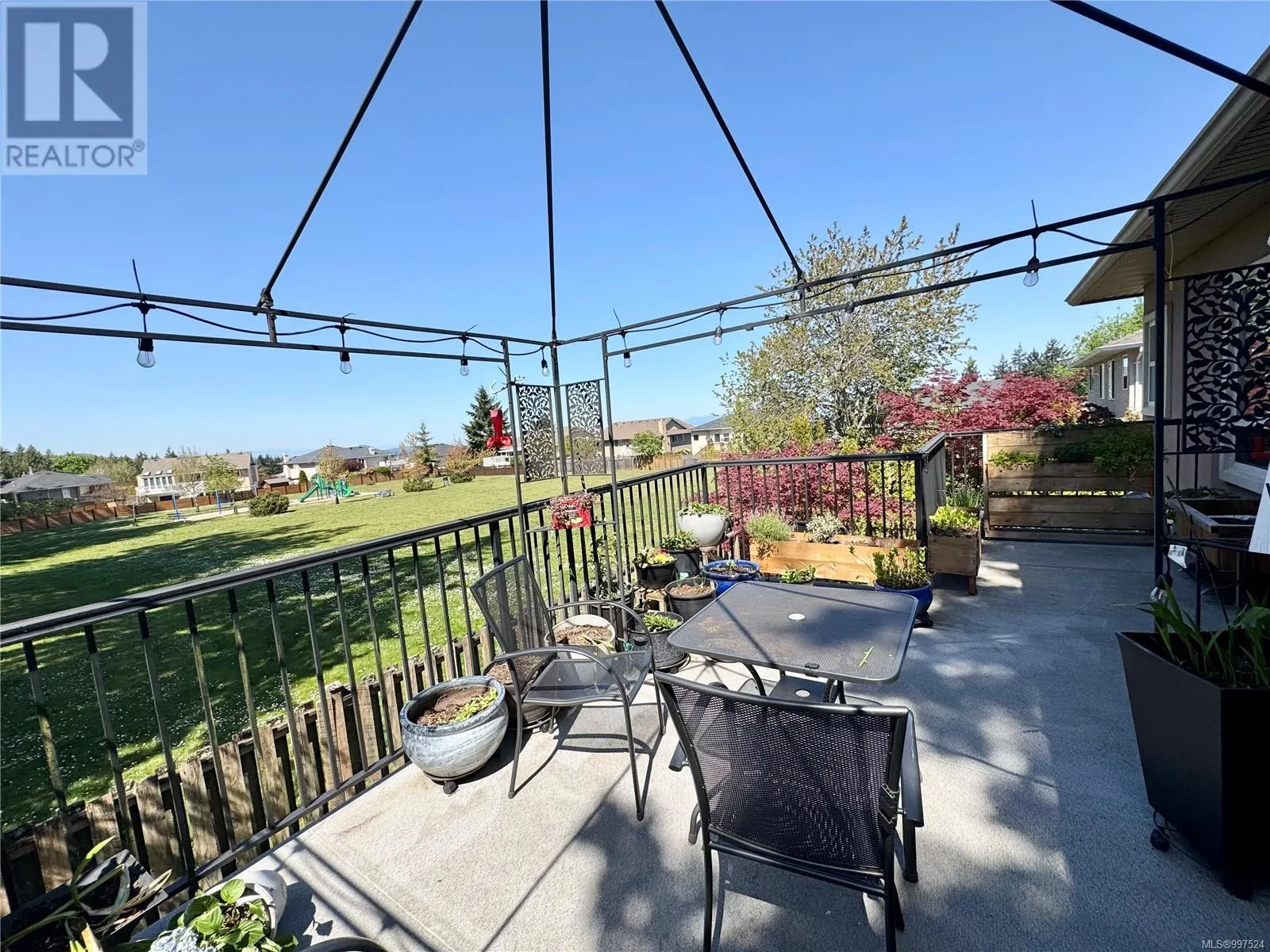 5287 Crestview Dr