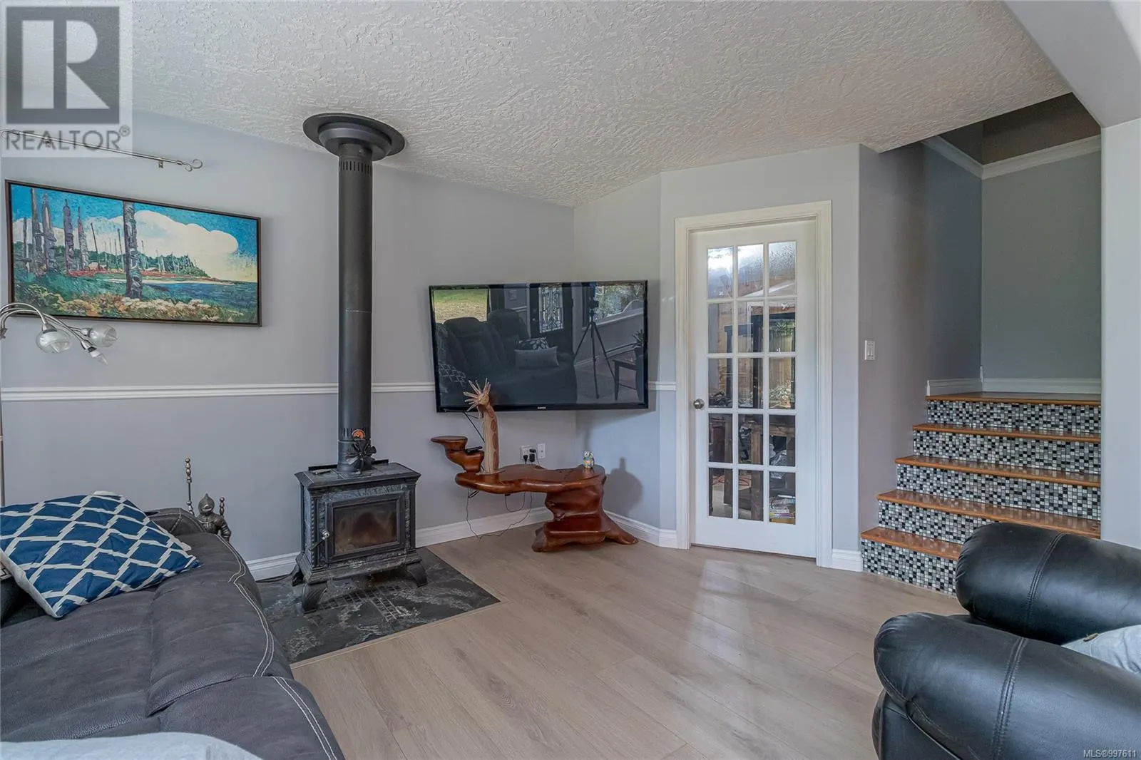 1335 Meadowood Way