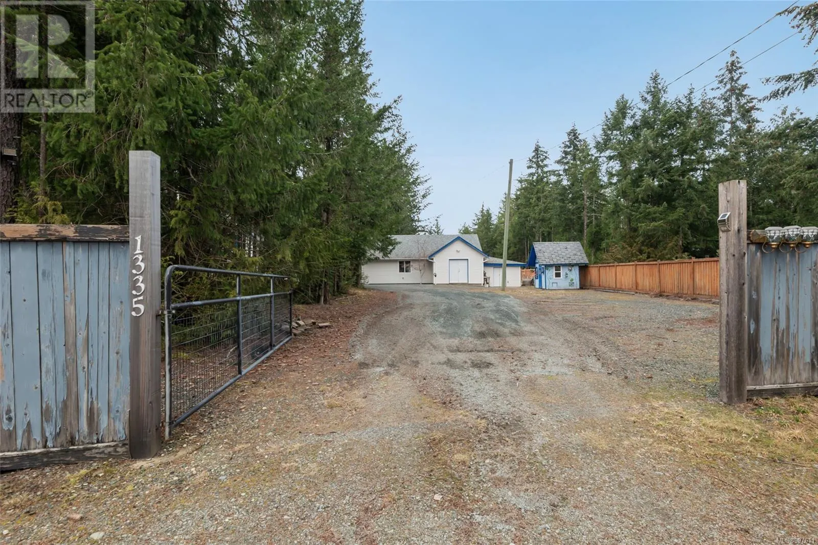 1335 Meadowood Way
