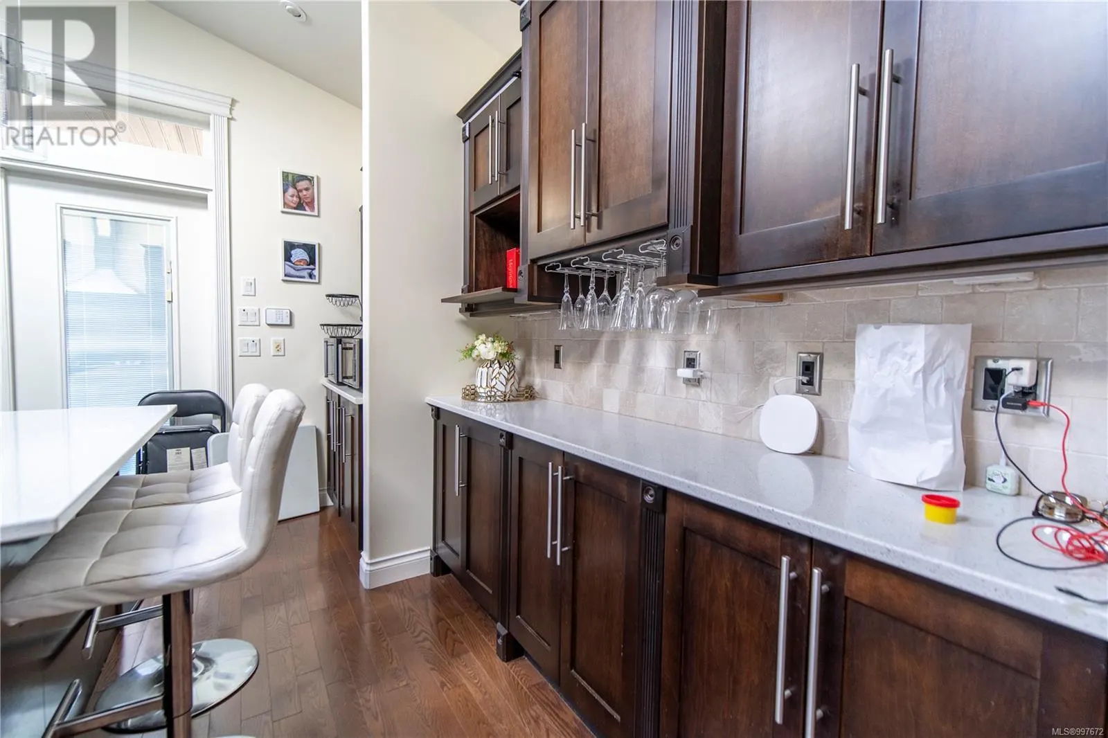 3433 Mary Anne Cres