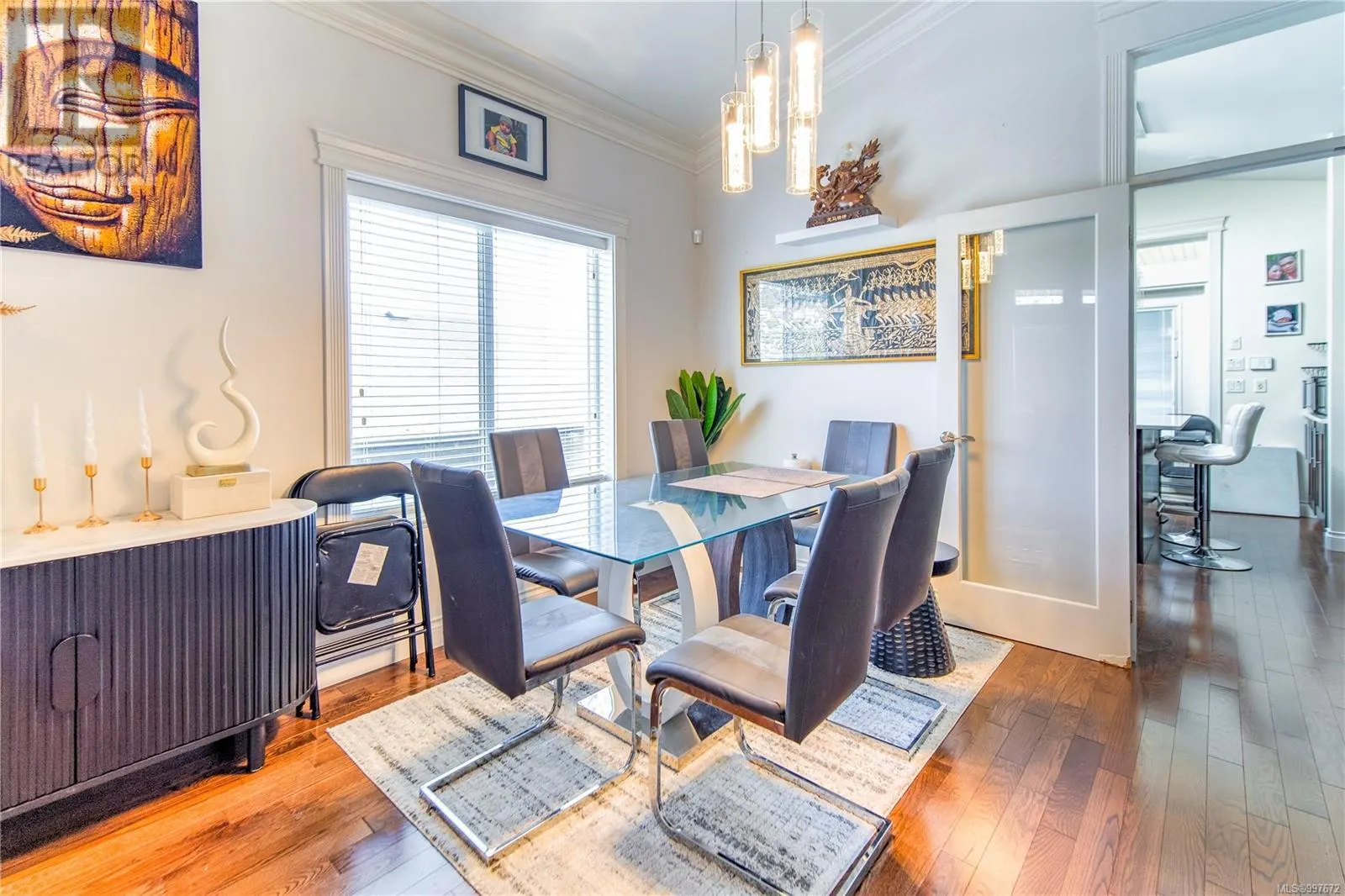 3433 Mary Anne Cres