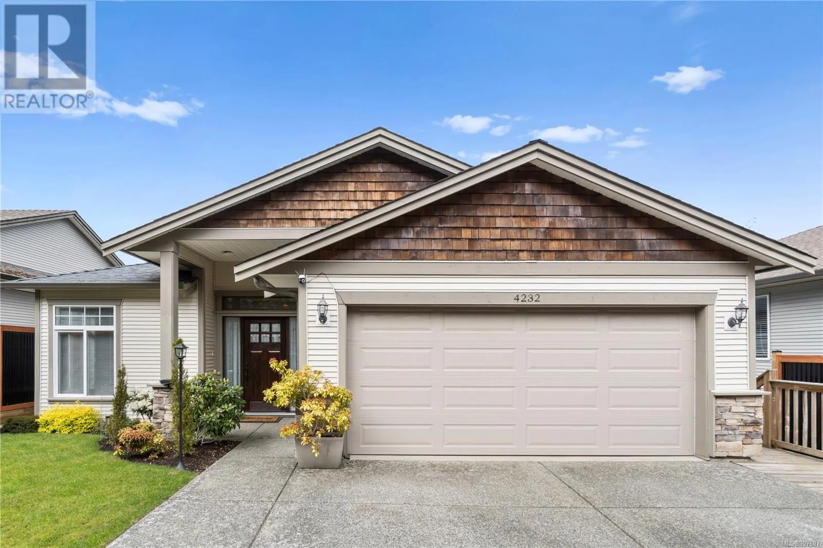 4232 Gulfview Dr