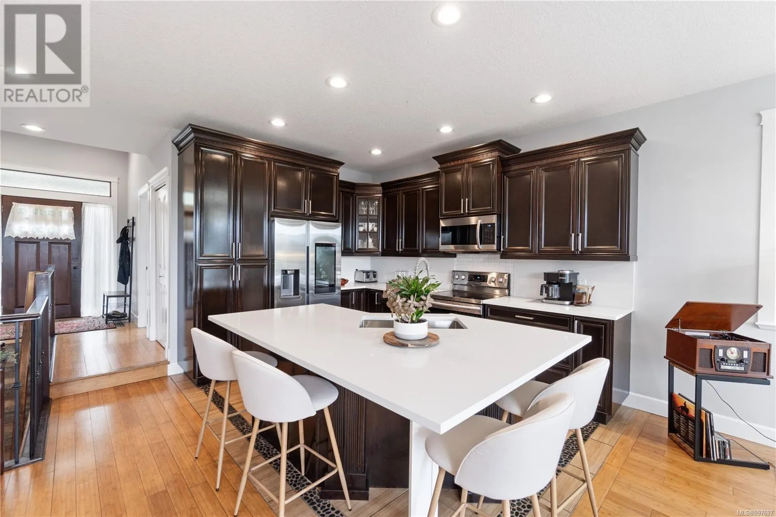 4232 Gulfview Dr
