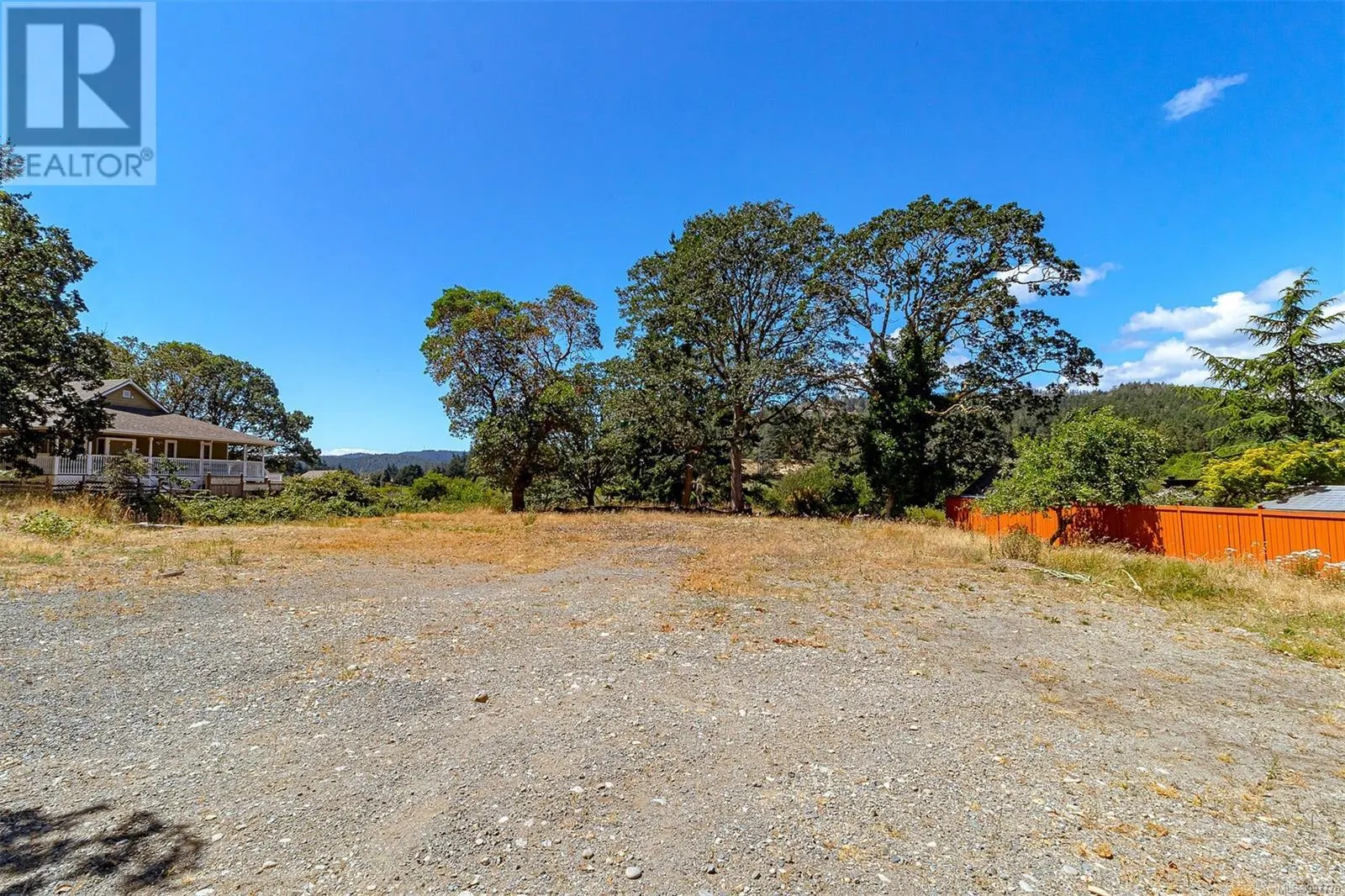 3158 Glen Lake Rd