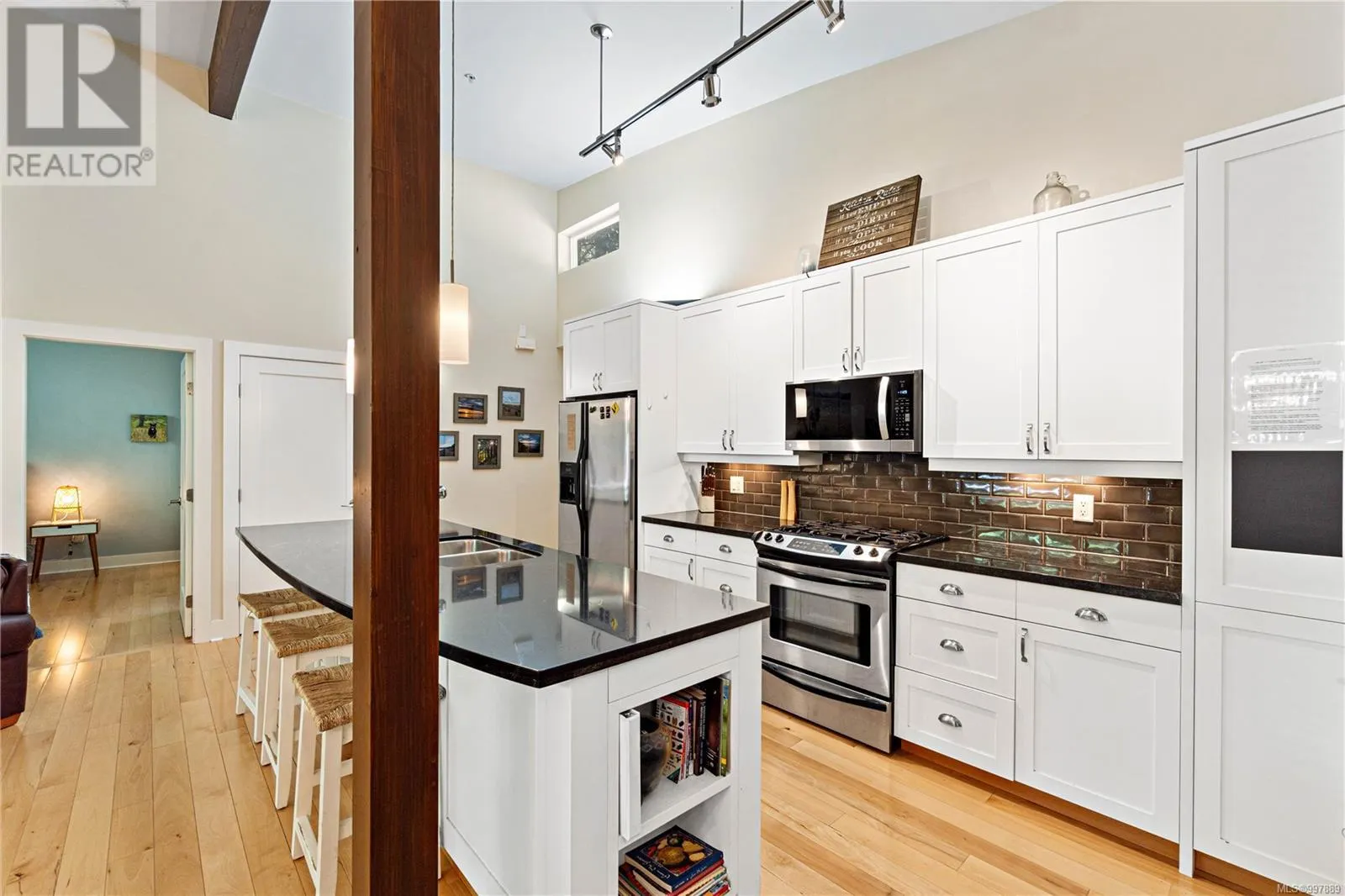 66 1059 Tanglewood Pl