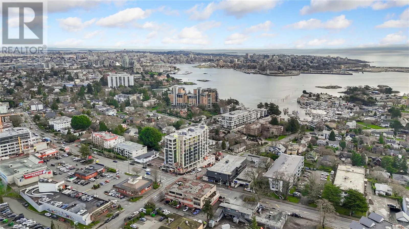 2 910 Old Esquimalt Rd