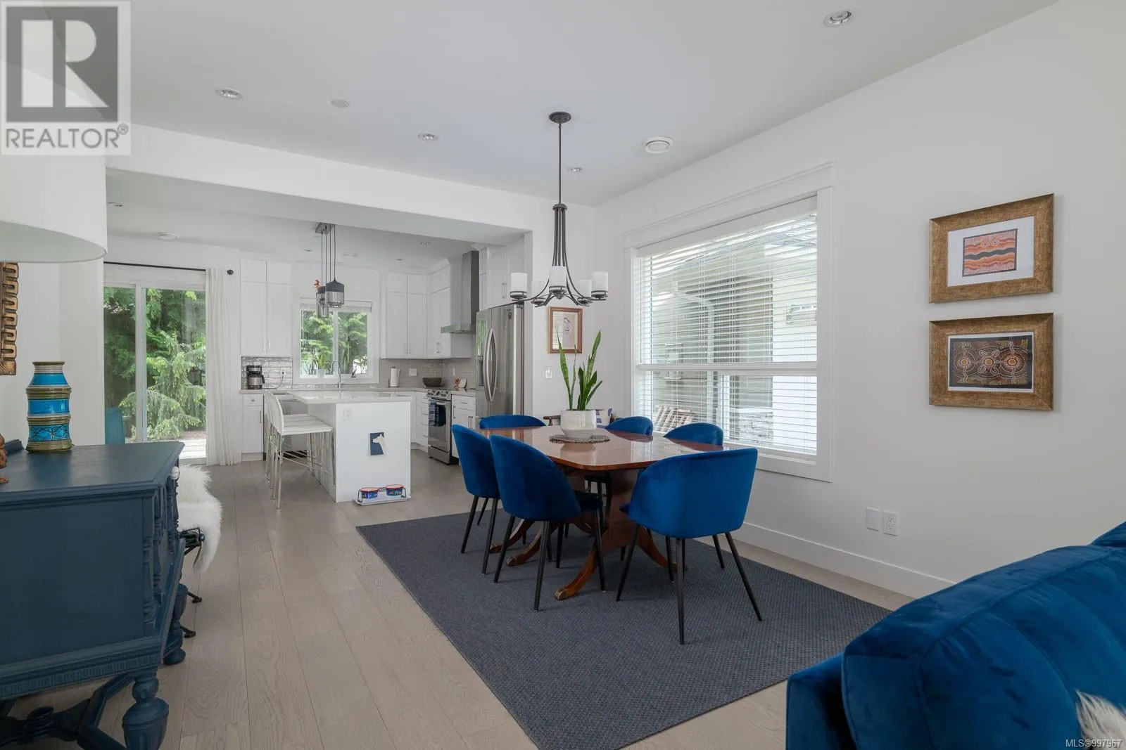 112 5160 Hammond Bay Rd