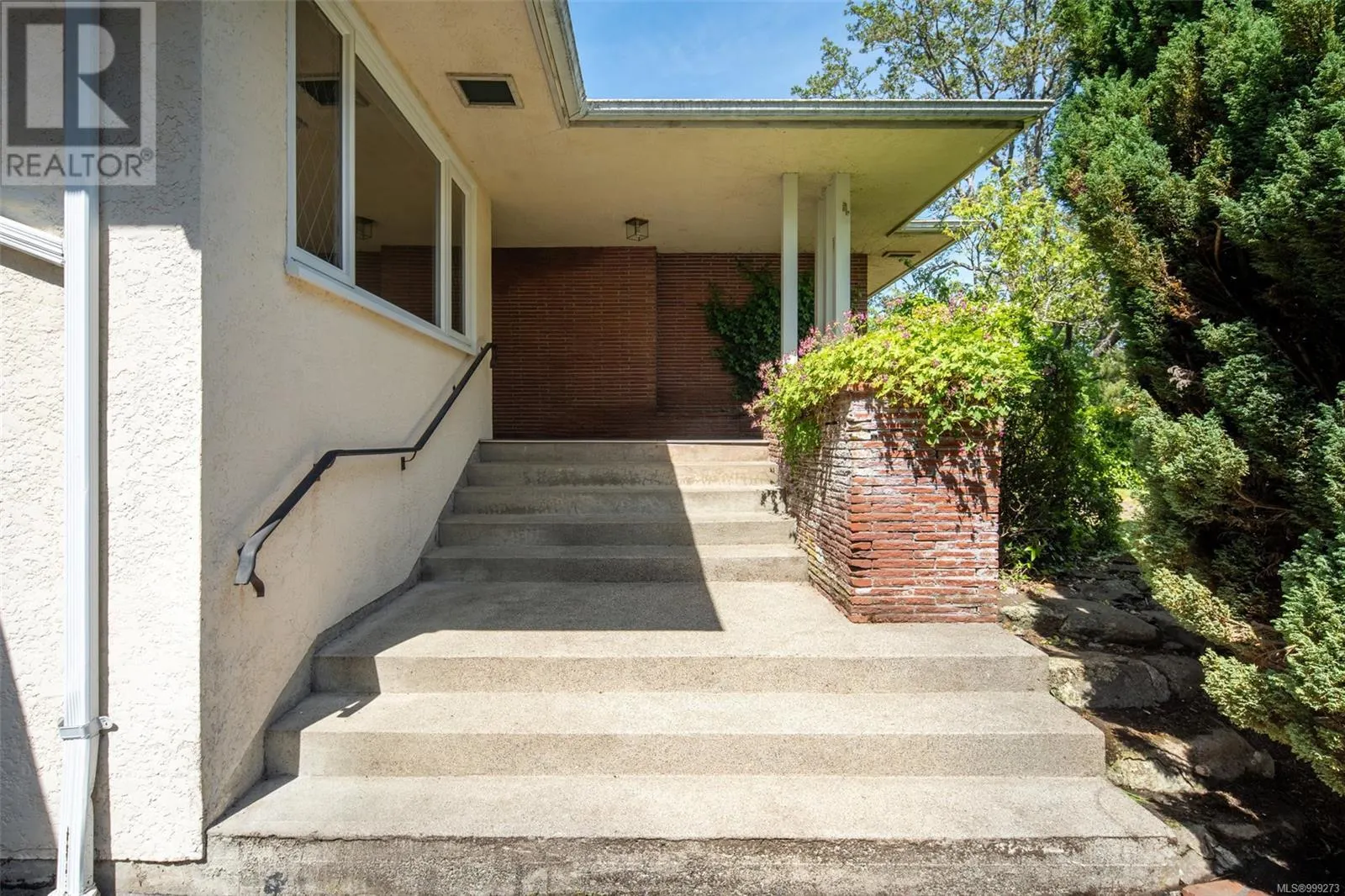 3250 Ripon Rd