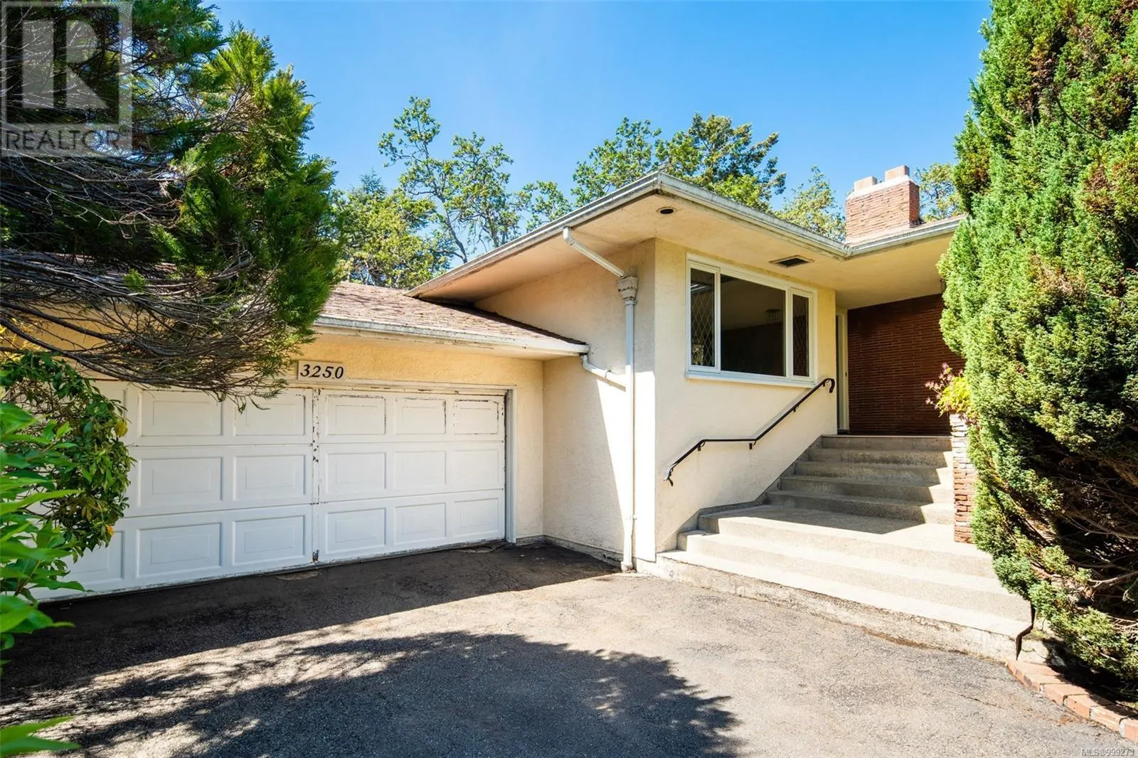 3250 Ripon Rd
