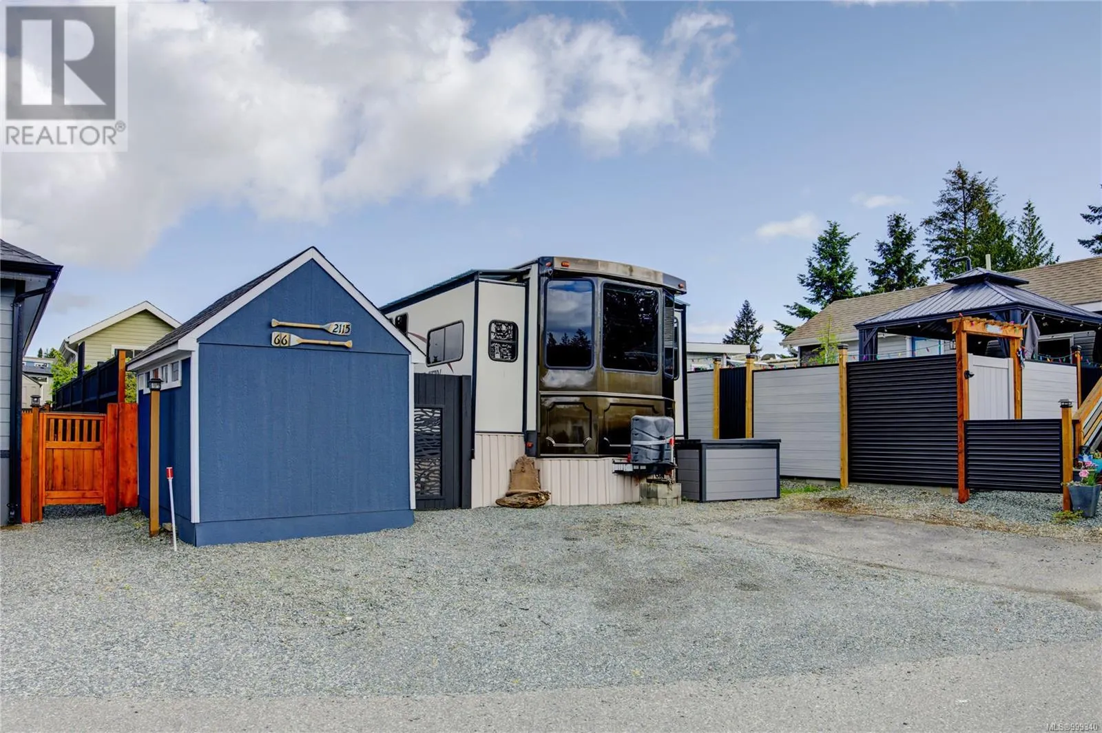2115 Henderson Lake Way