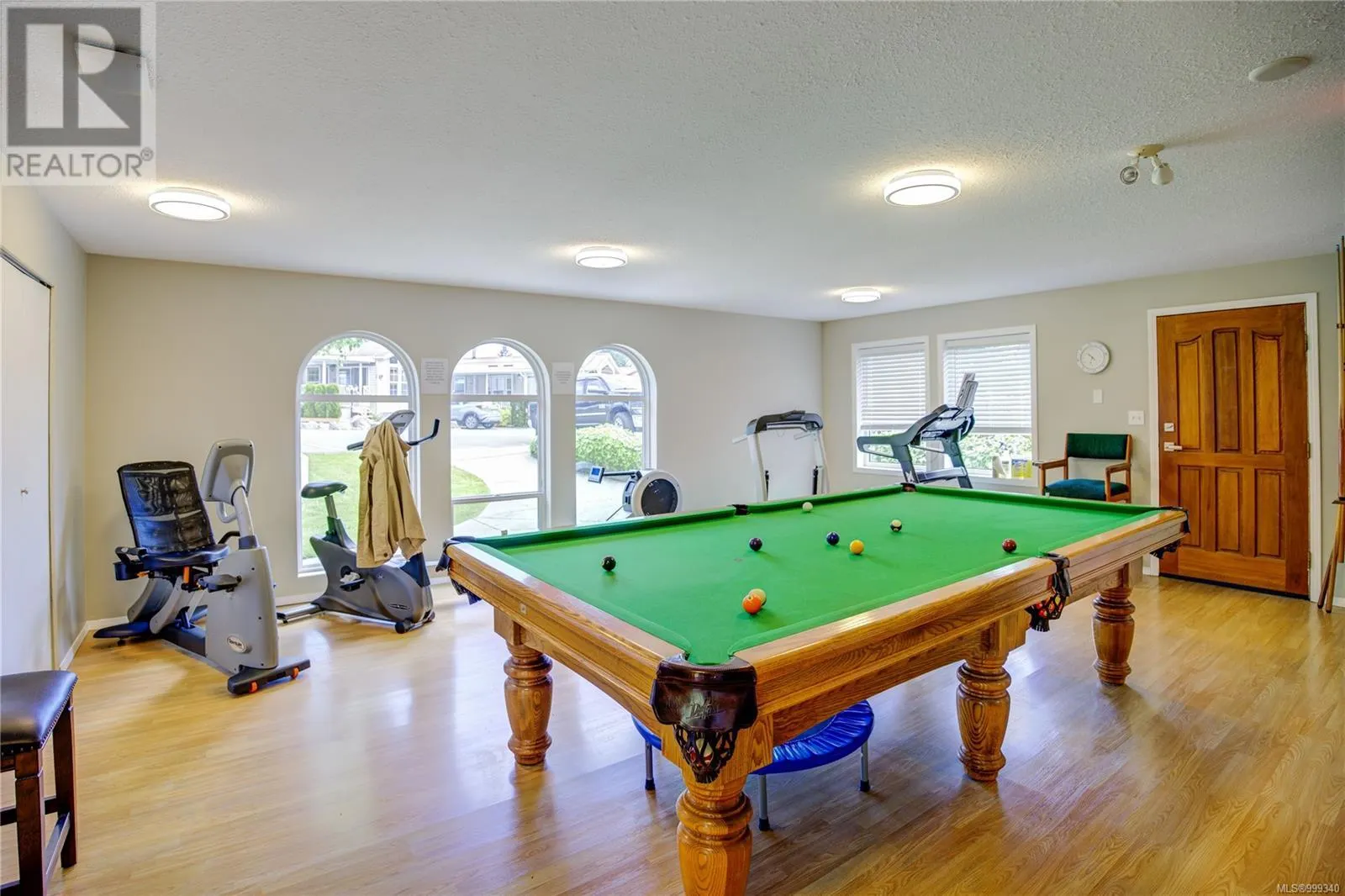 2115 Henderson Lake Way