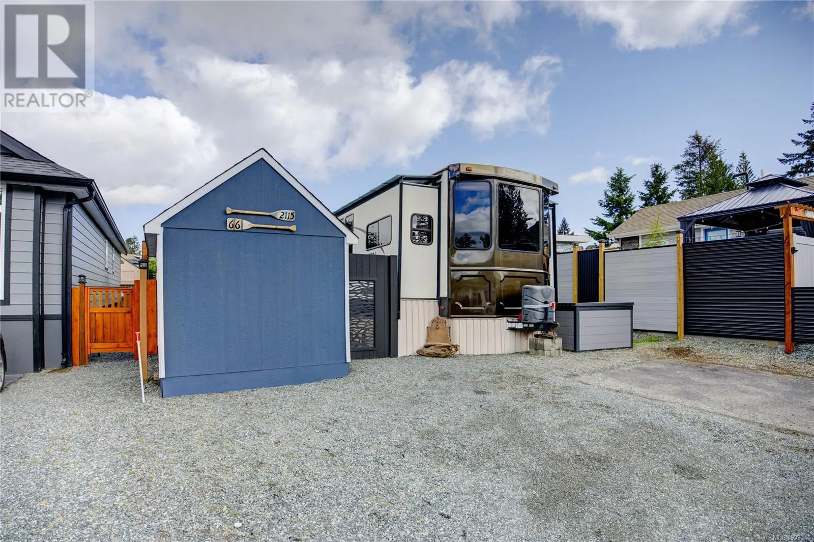 2115 Henderson Lake Way