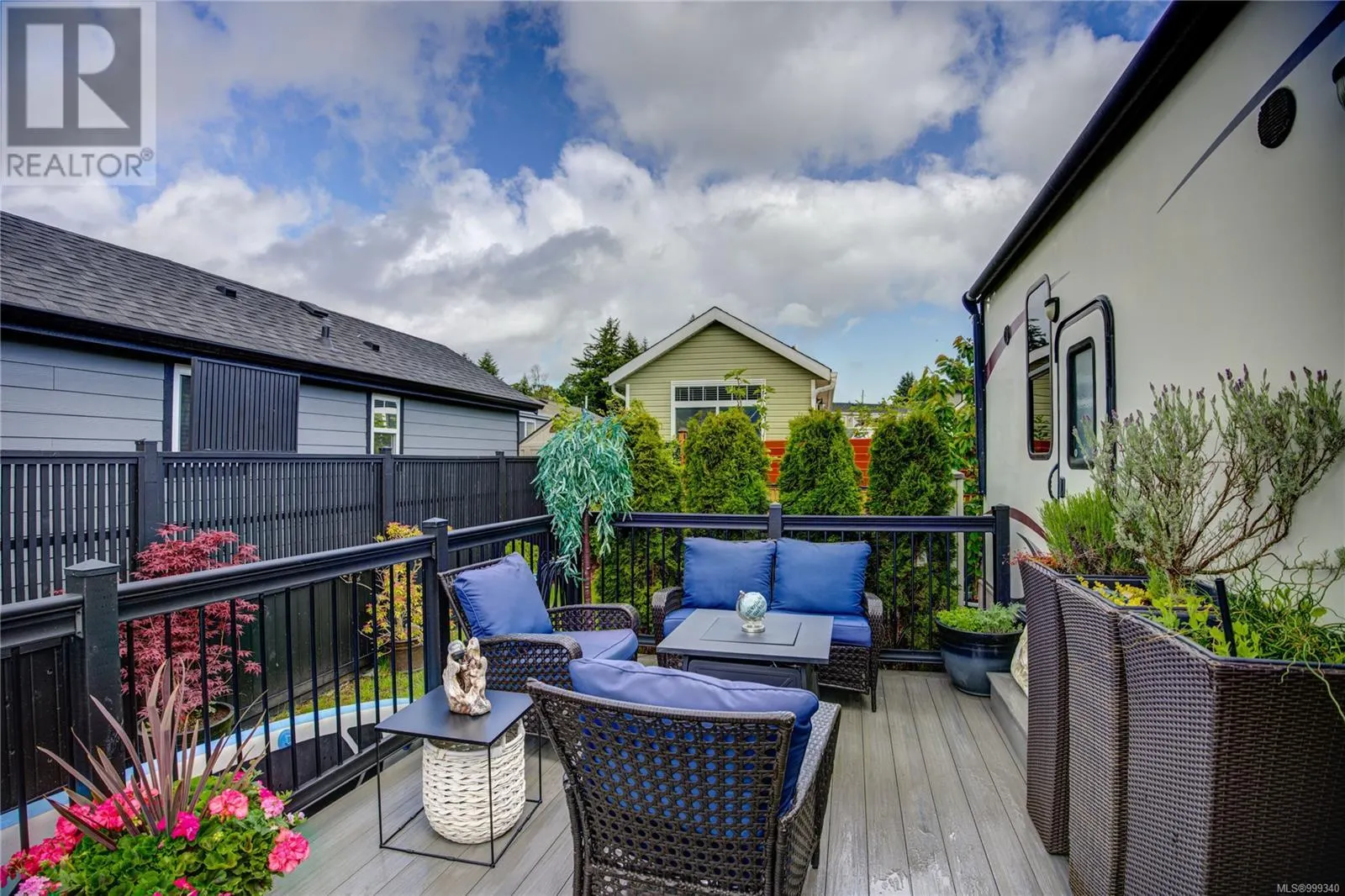 2115 Henderson Lake Way