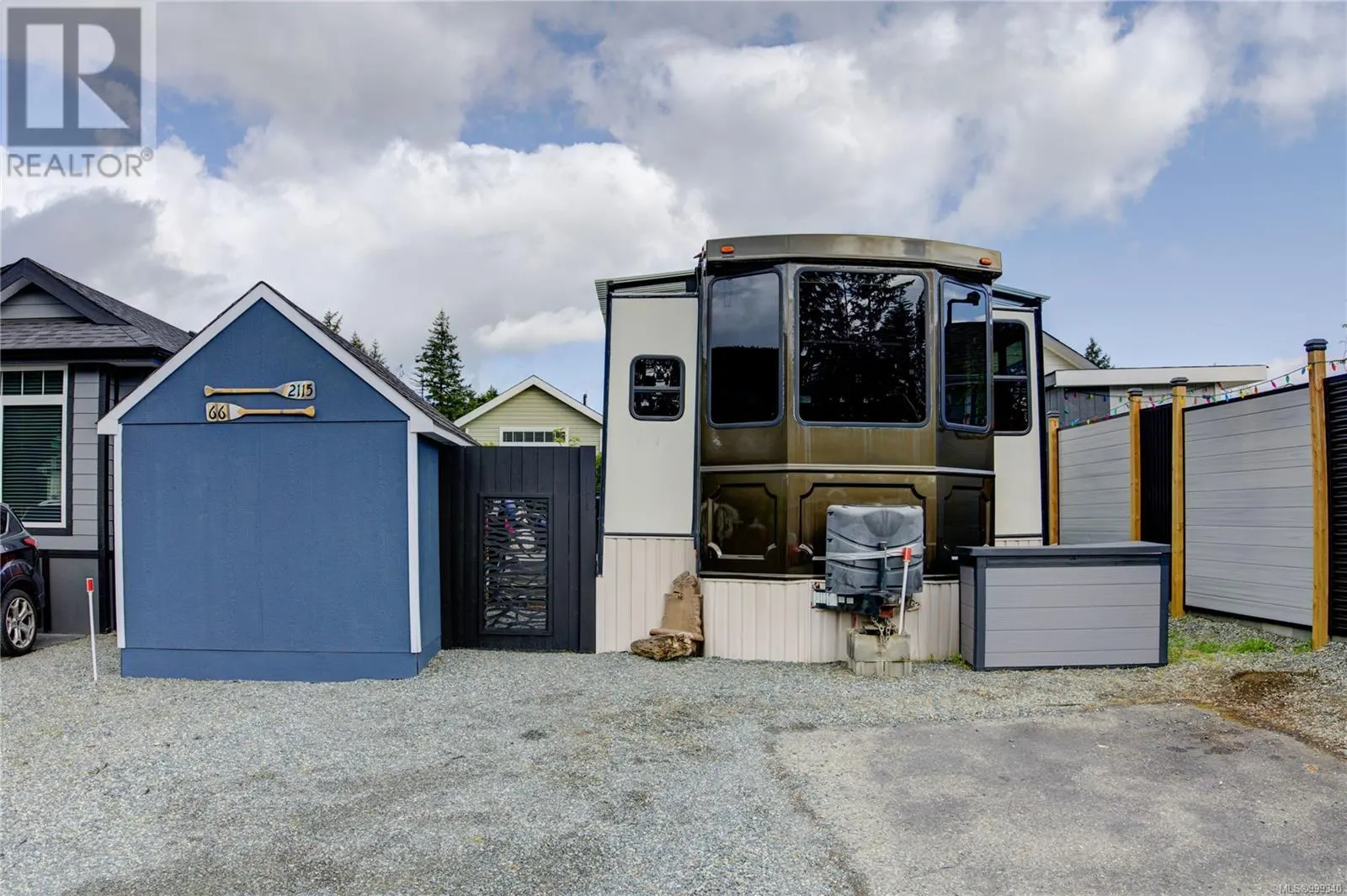 2115 Henderson Lake Way