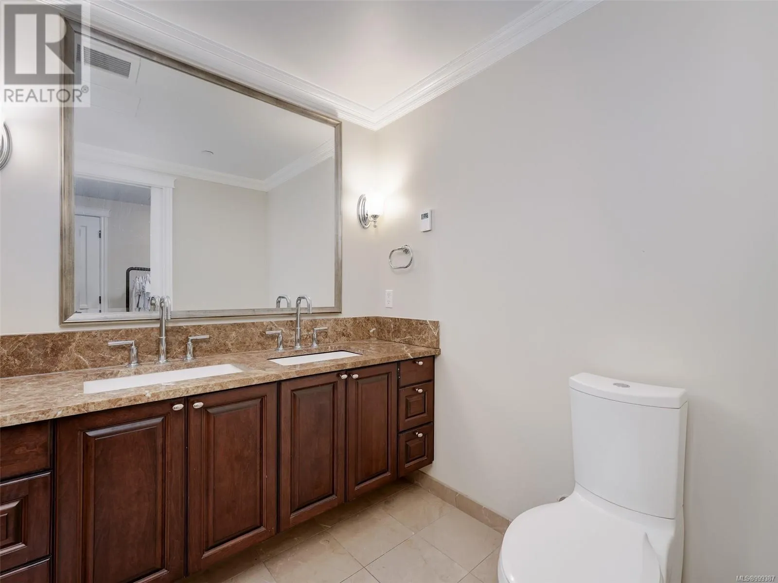 505 1175 Beach Dr