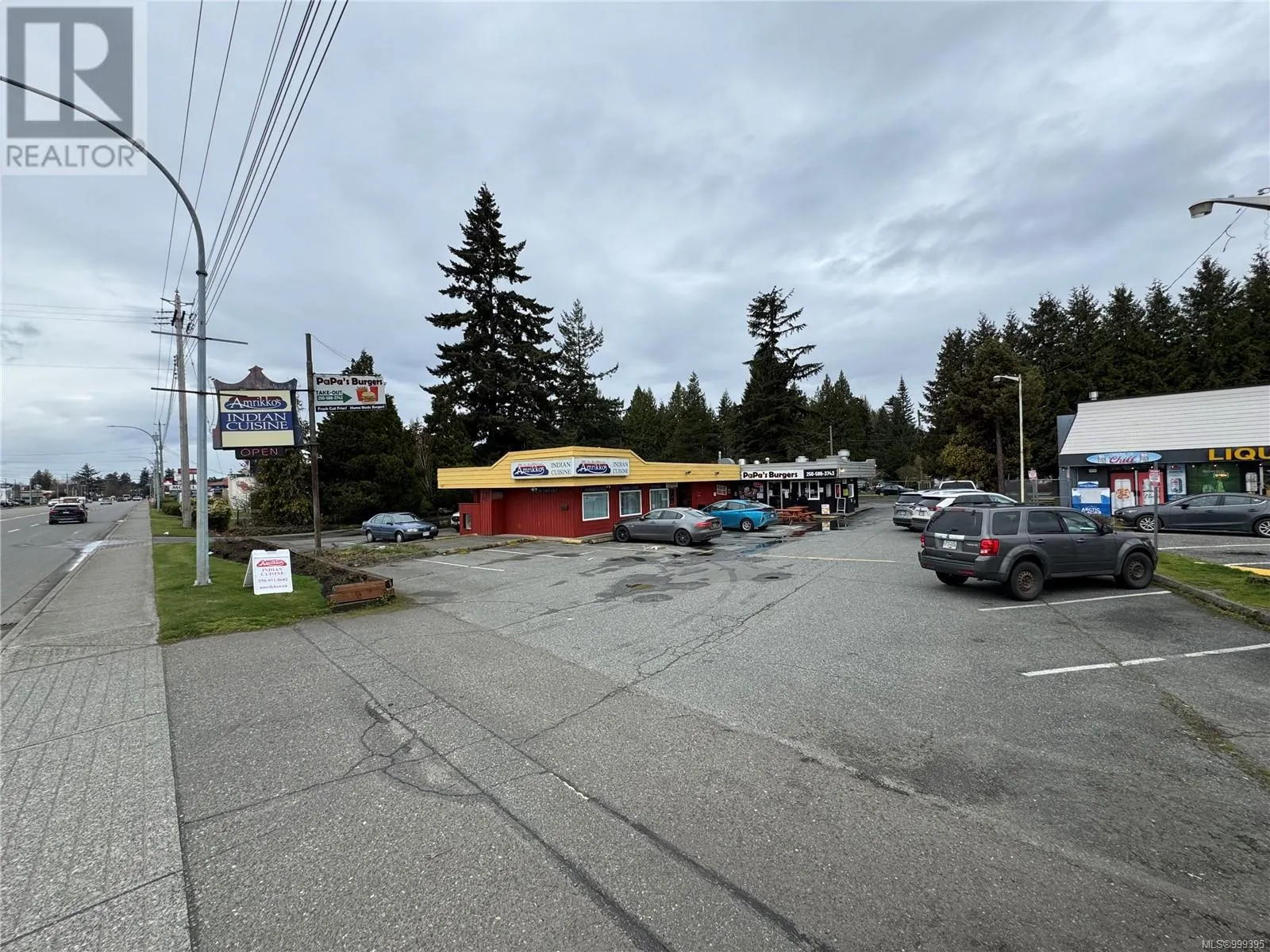 487 Island Hwy E