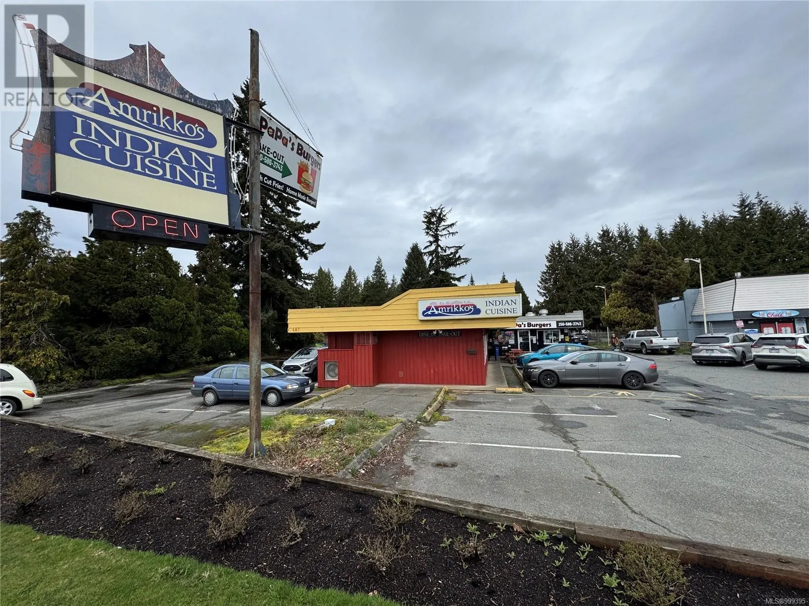 487 Island Hwy E