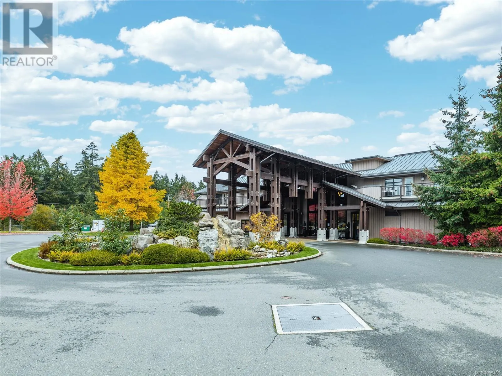 223 1175 Resort Dr