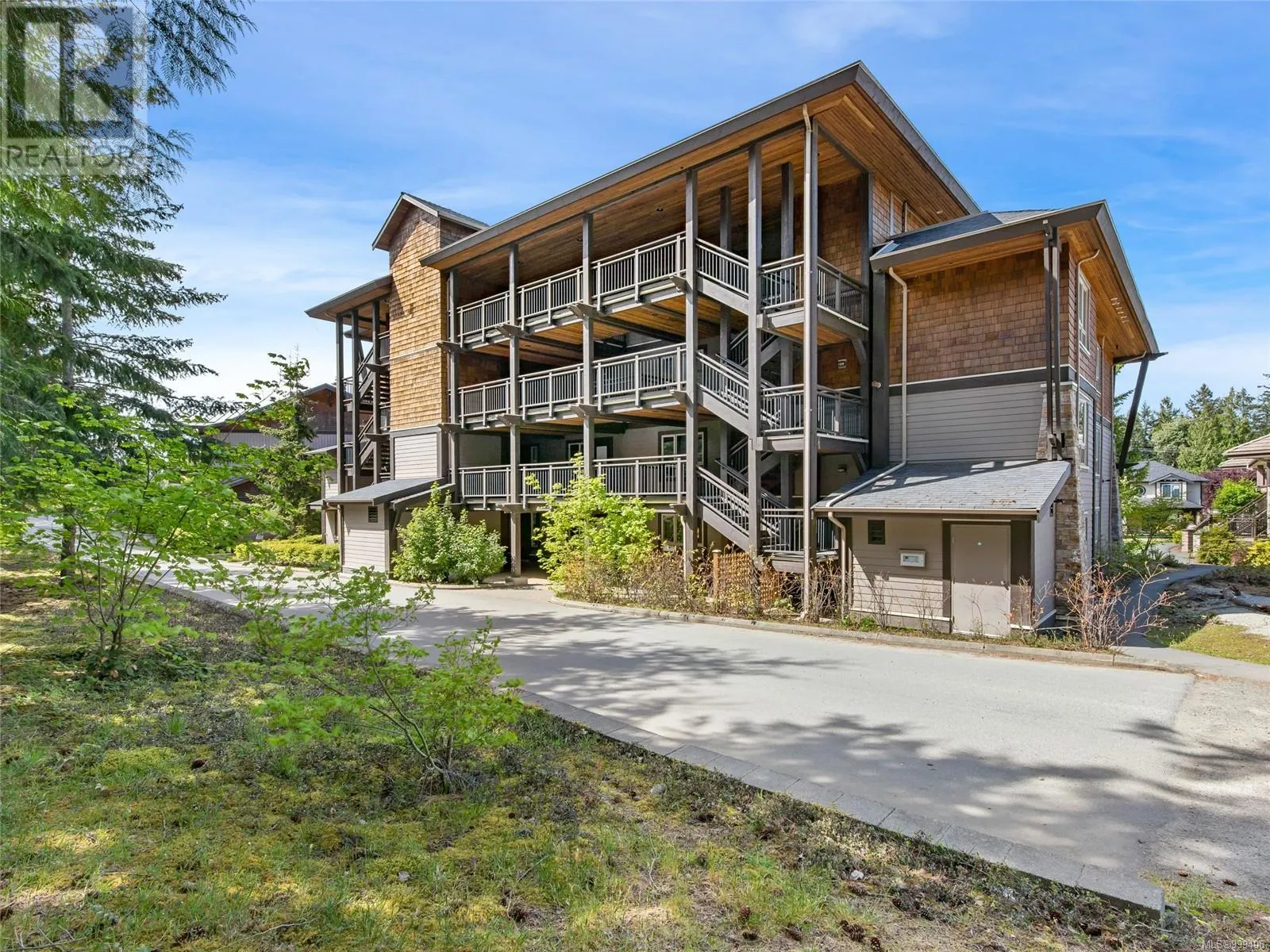 223 1175 Resort Dr