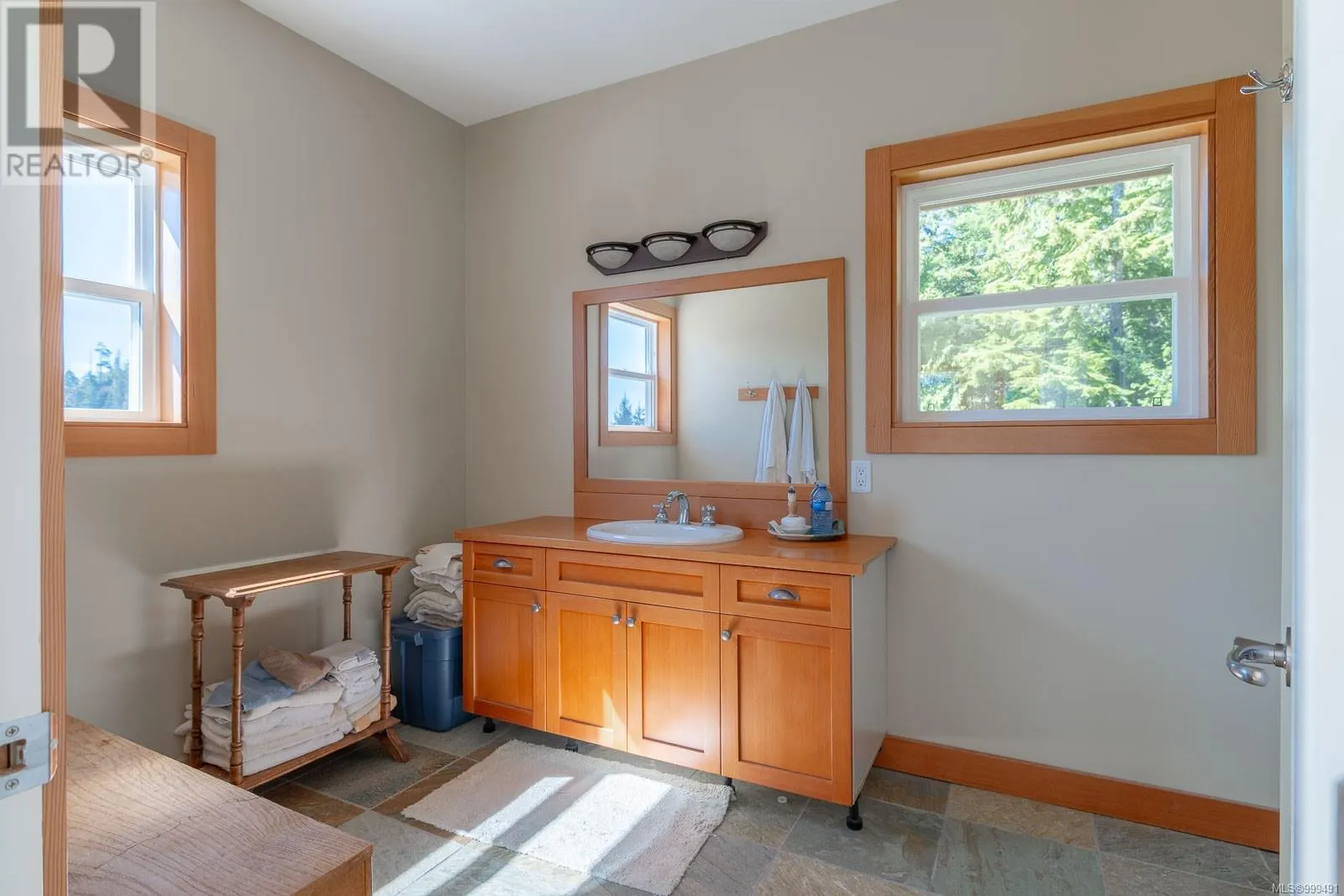 29 Haggard Cove