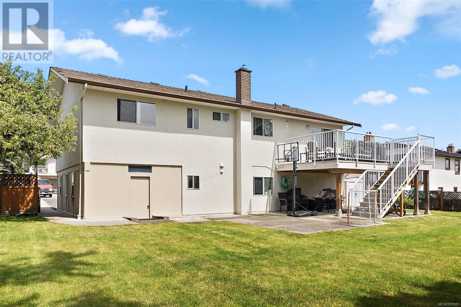 1881 Seaboard Cres
