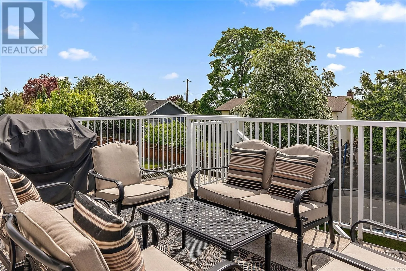 1881 Seaboard Cres