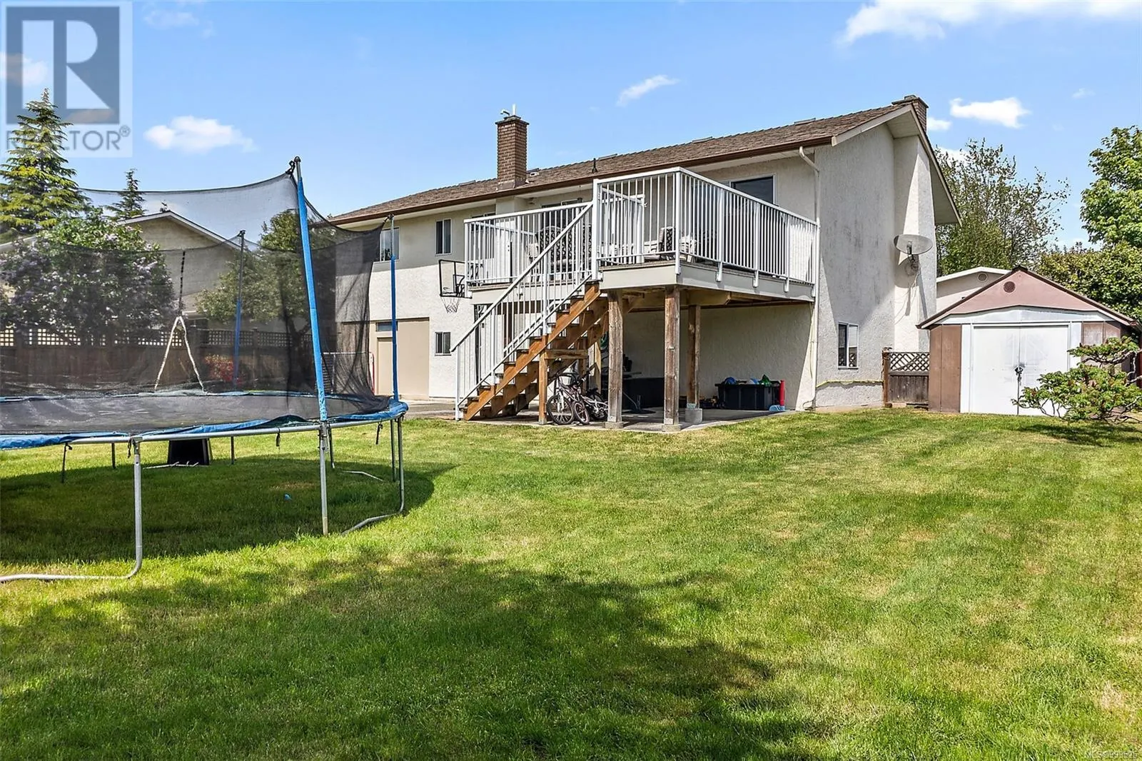 1881 Seaboard Cres
