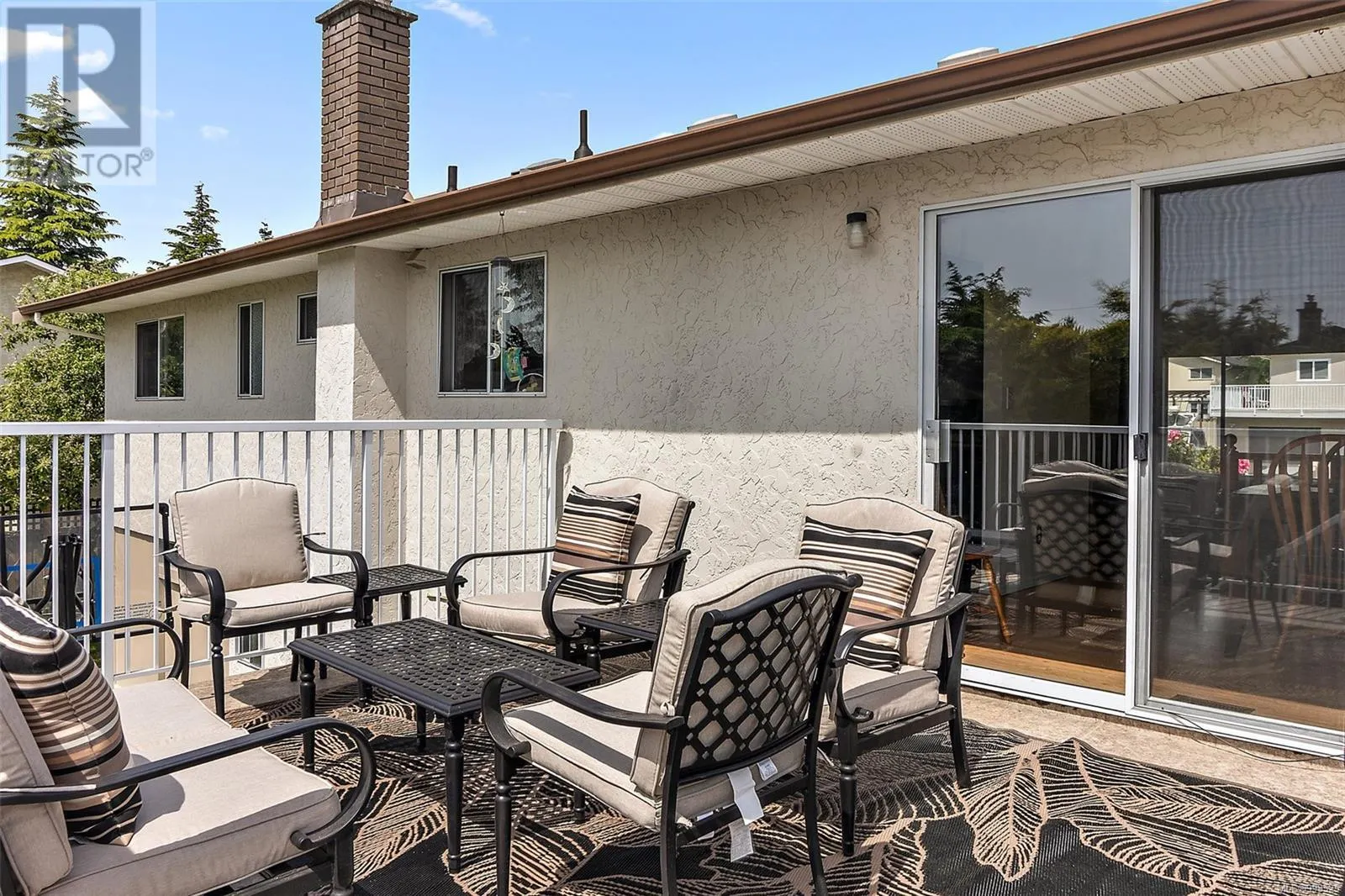 1881 Seaboard Cres