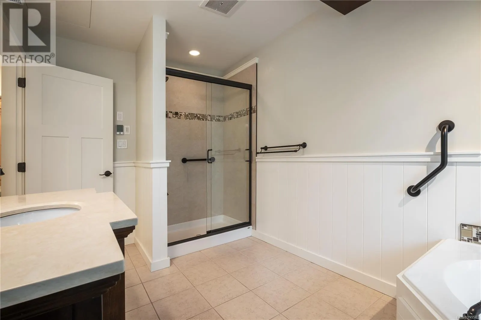 5026 Limberis Dr