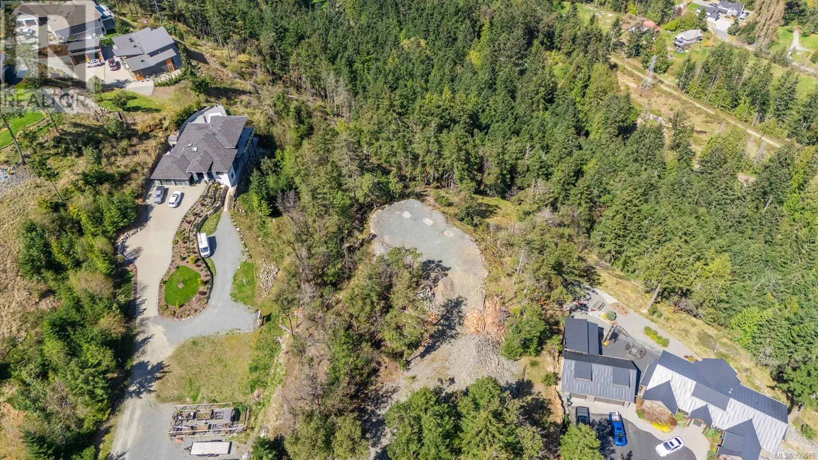 7468 High Ridge Cres