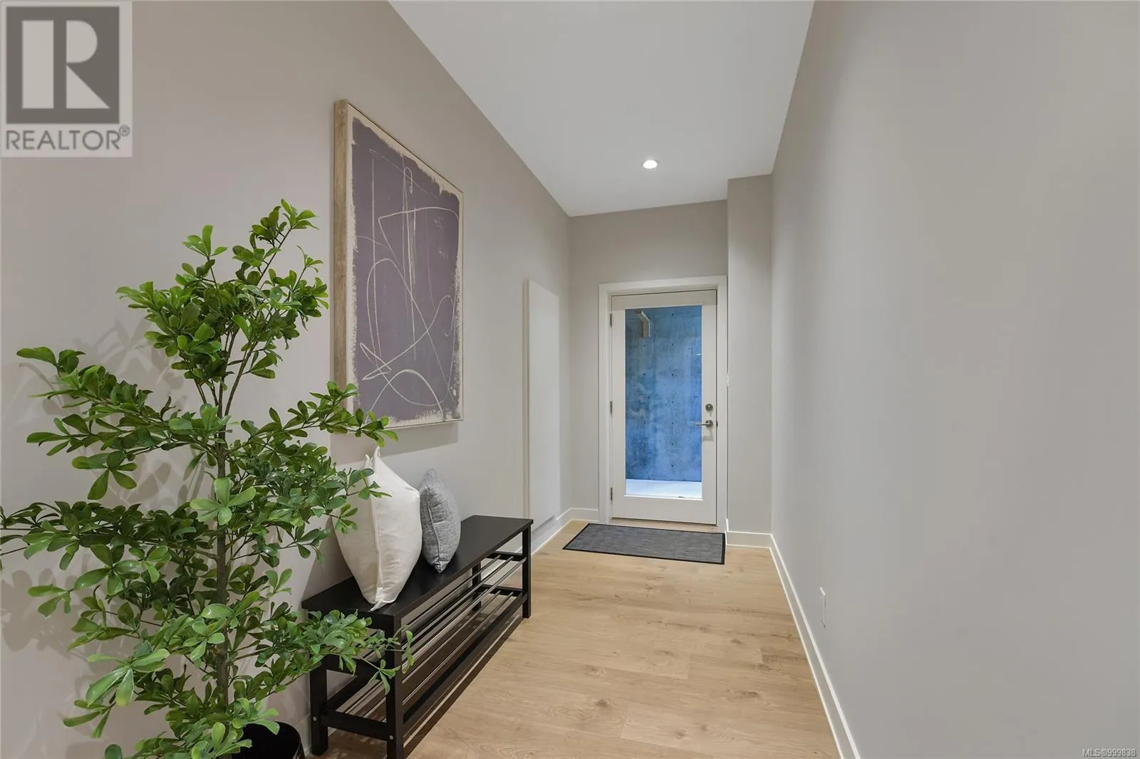 2324 Middowne Rd