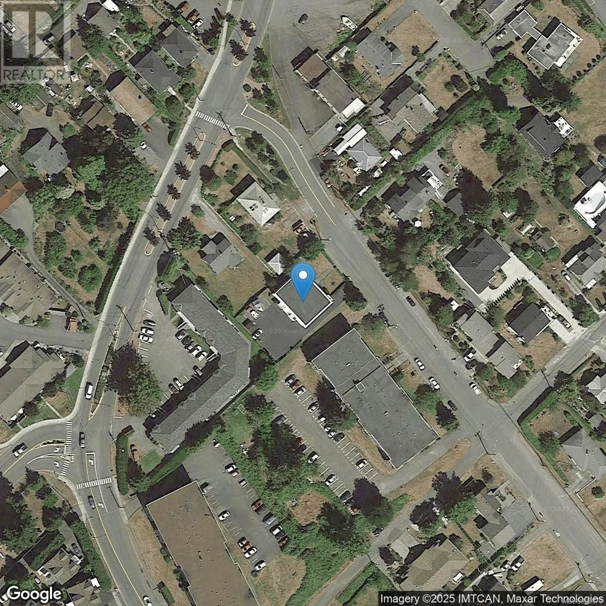 210 Bayview Ave