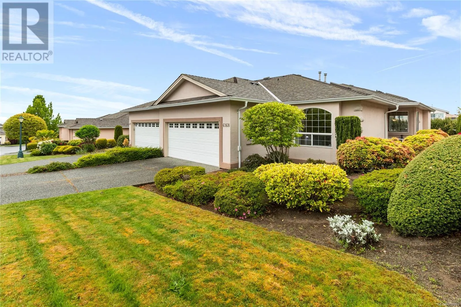 6168 Saturna Ave