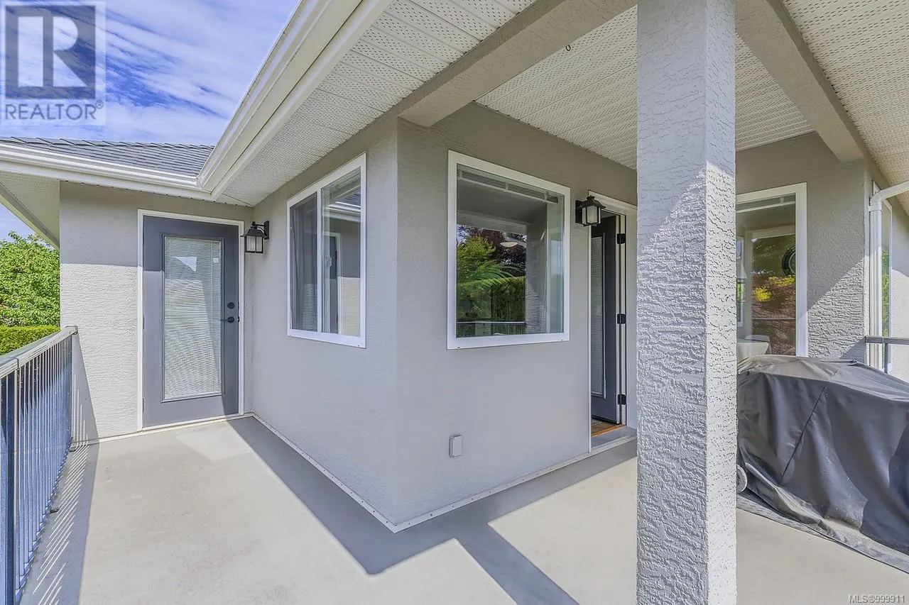 1112 Aery View Way