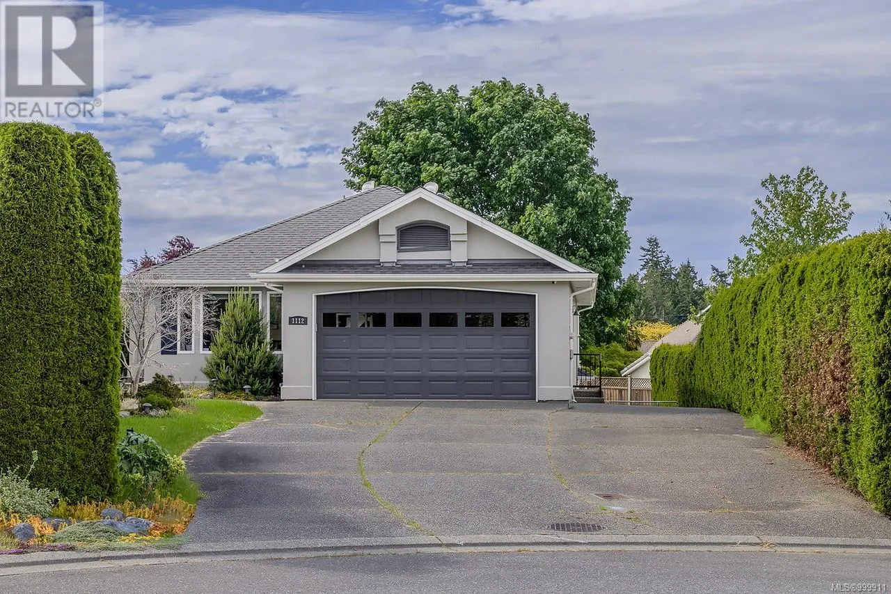 1112 Aery View Way