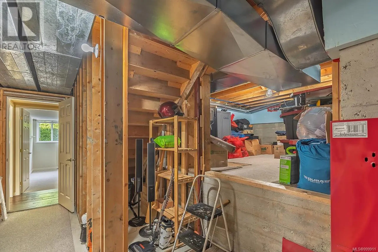 1112 Aery View Way