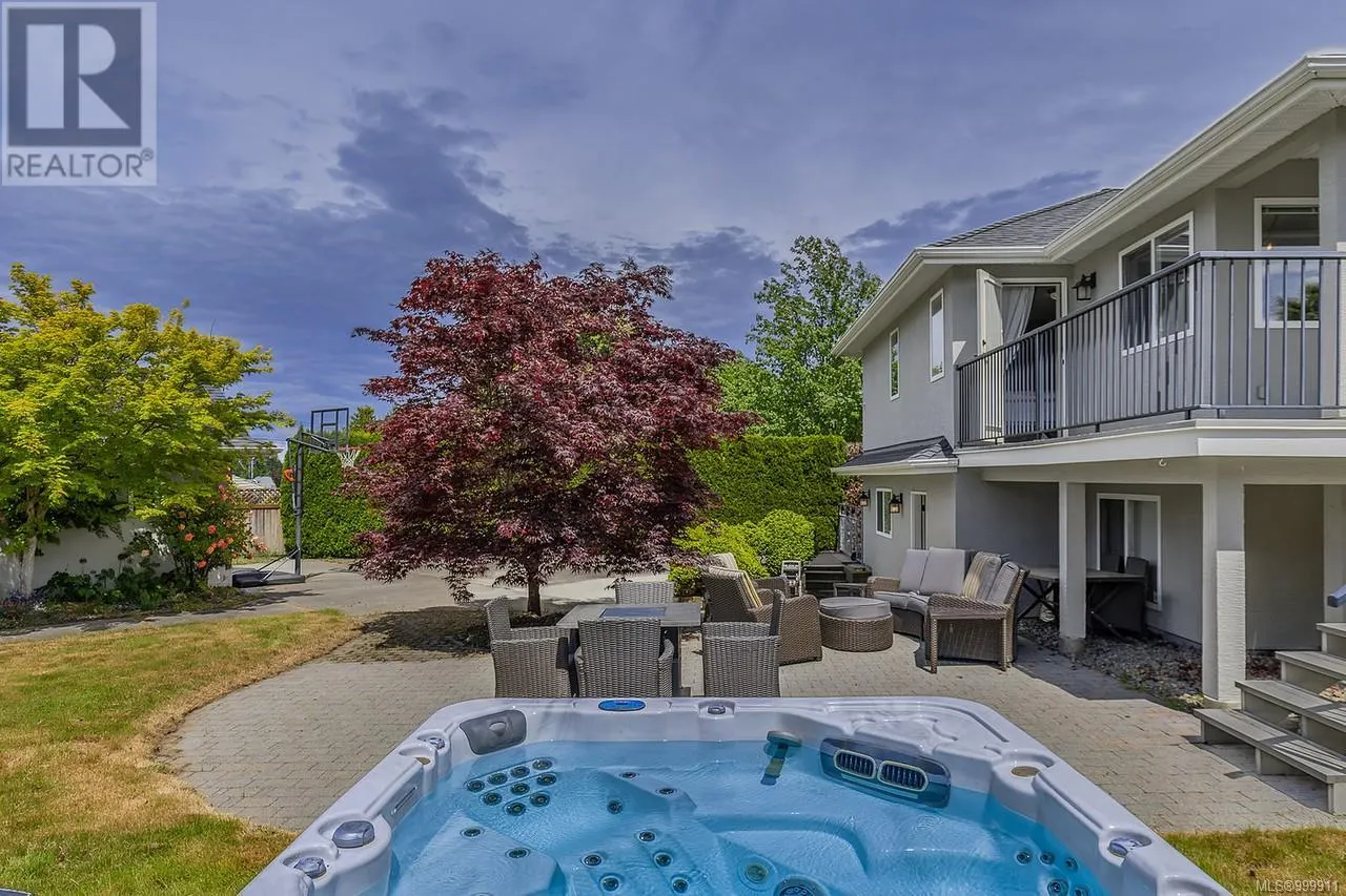 1112 Aery View Way