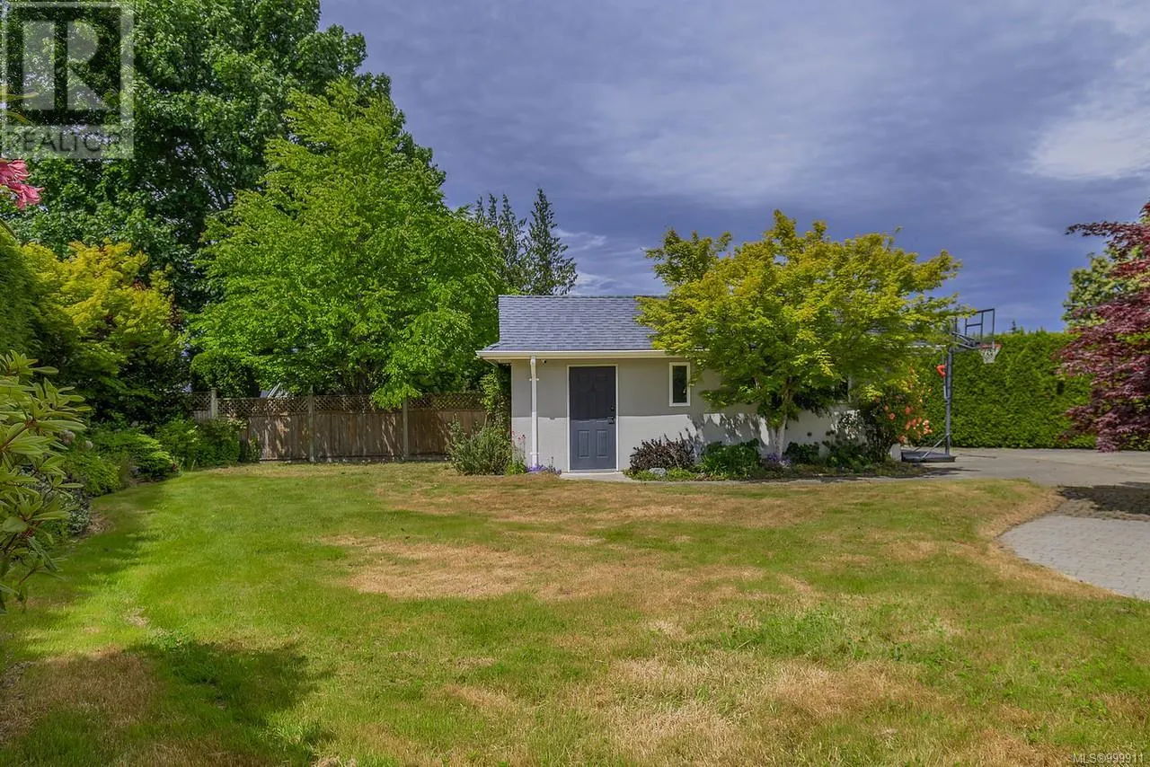 1112 Aery View Way