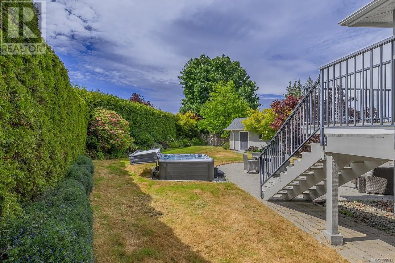1112 Aery View Way