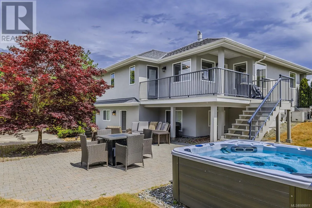 1112 Aery View Way