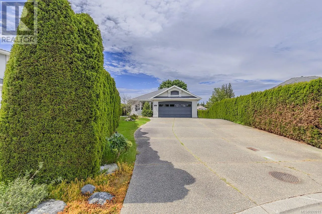1112 Aery View Way